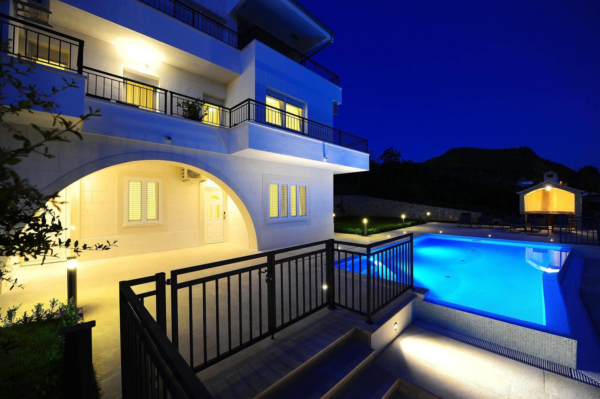 The One Resort Podstrana Dış mekan fotoğraf